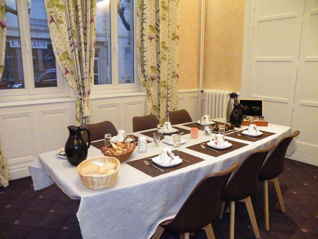 Brit Hotel Roanne - Le Grand Hotel Nhà hàng bức ảnh