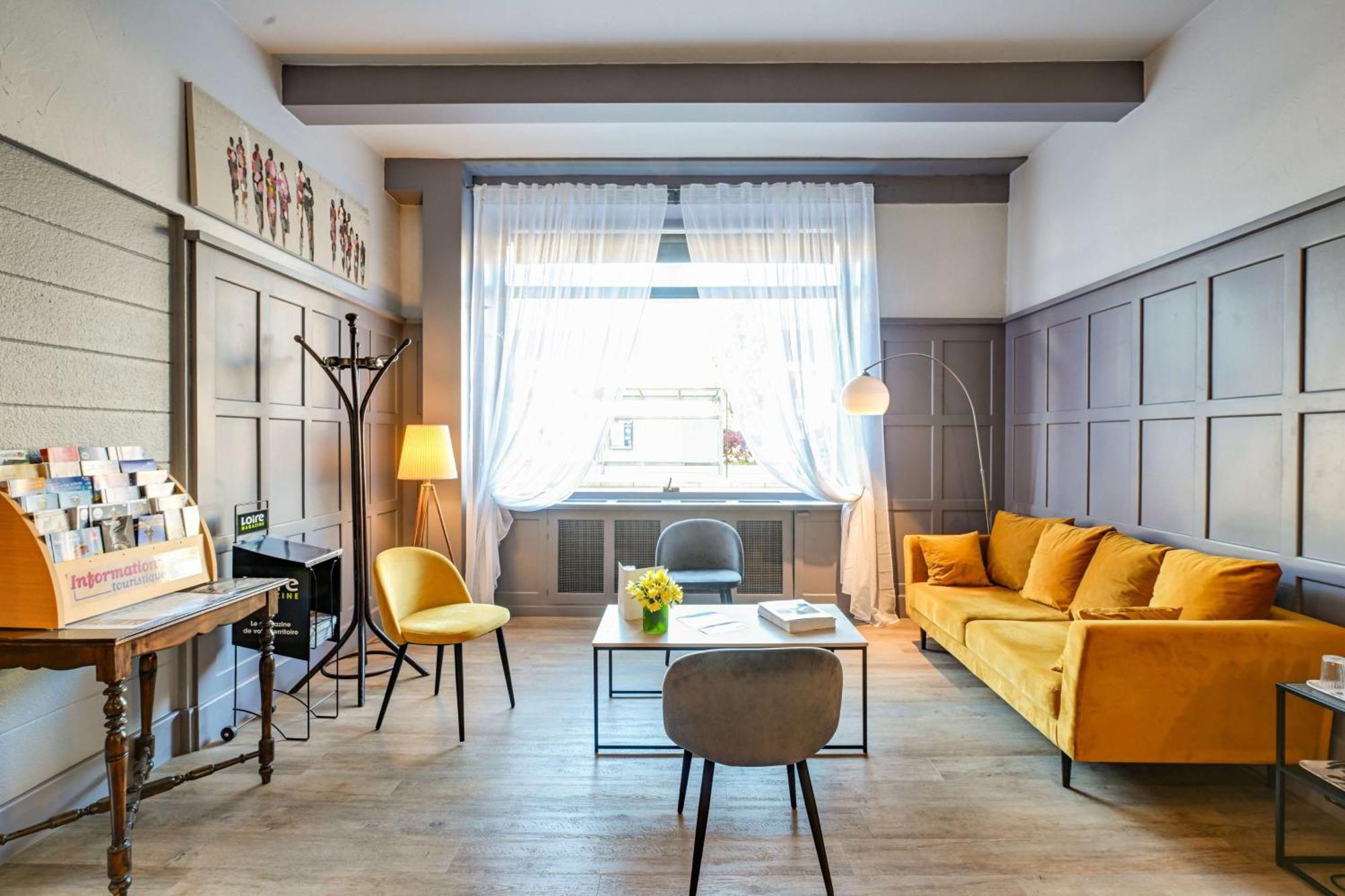 Brit Hotel Roanne - Le Grand Hotel Ngoại thất bức ảnh