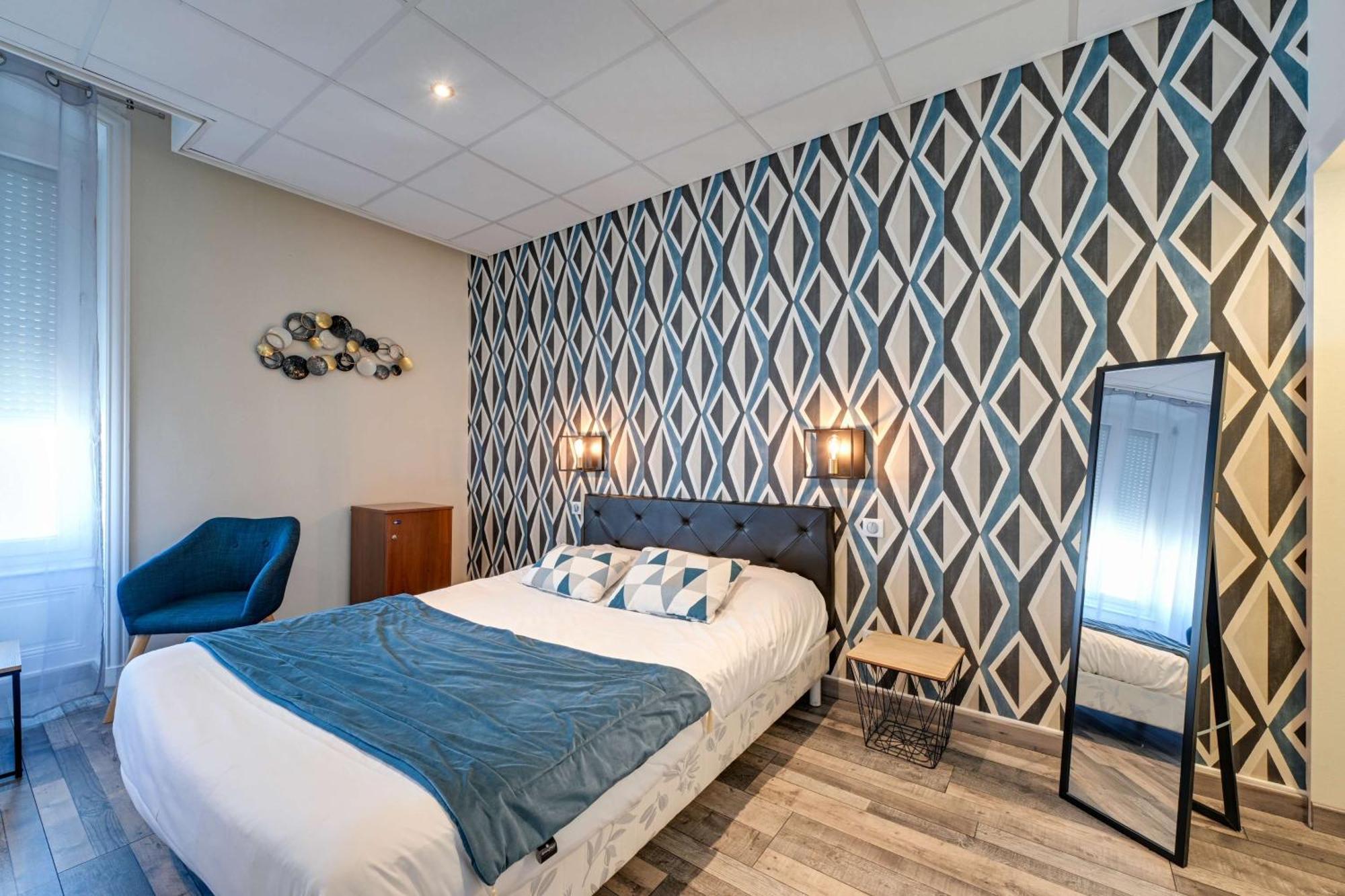 Brit Hotel Roanne - Le Grand Hotel Ngoại thất bức ảnh