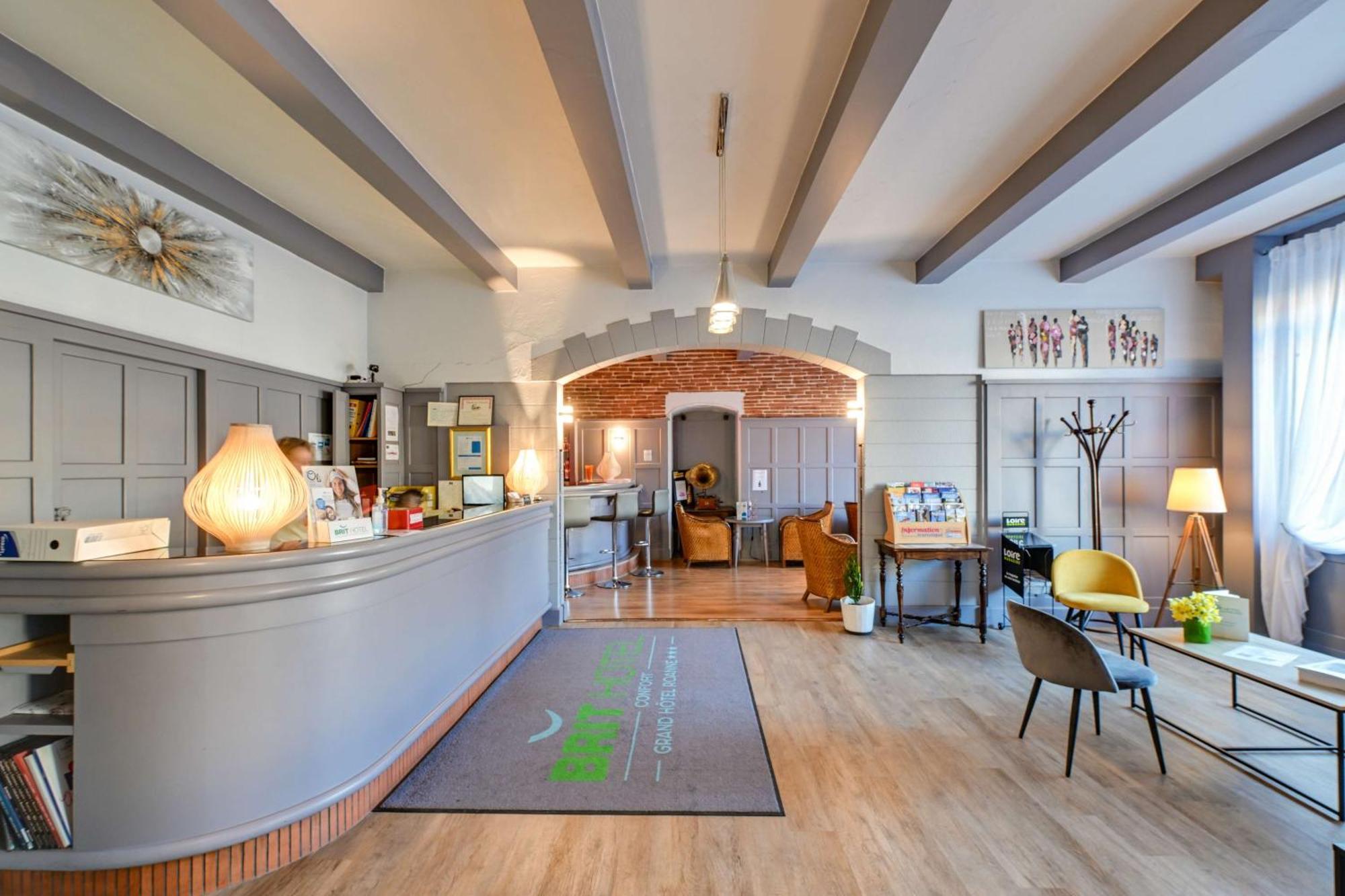 Brit Hotel Roanne - Le Grand Hotel Ngoại thất bức ảnh