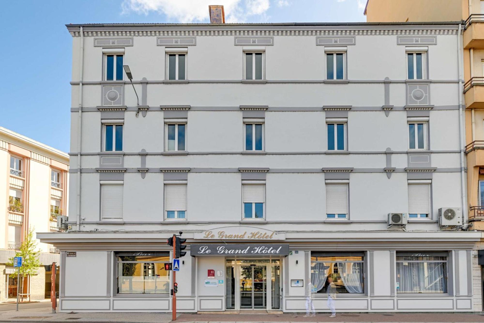 Brit Hotel Roanne - Le Grand Hotel Ngoại thất bức ảnh