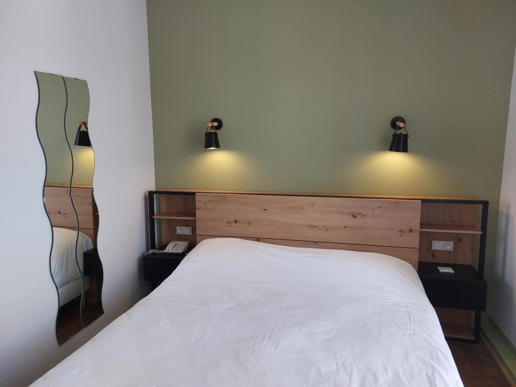 Brit Hotel Roanne - Le Grand Hotel Ngoại thất bức ảnh