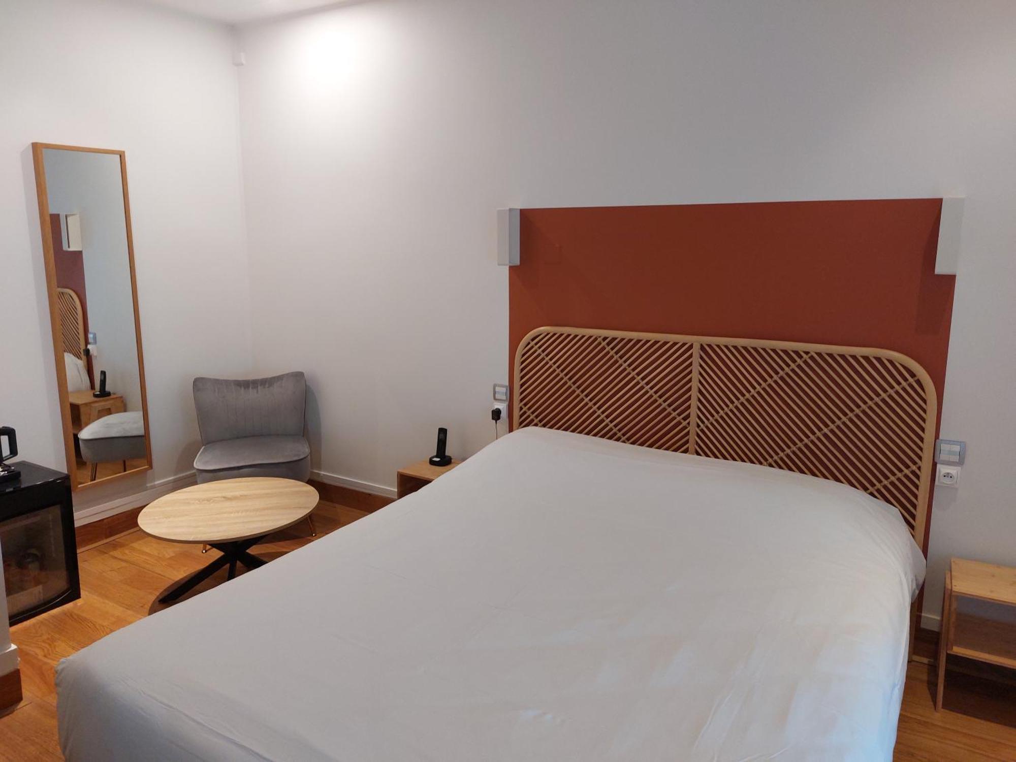 Brit Hotel Roanne - Le Grand Hotel Ngoại thất bức ảnh
