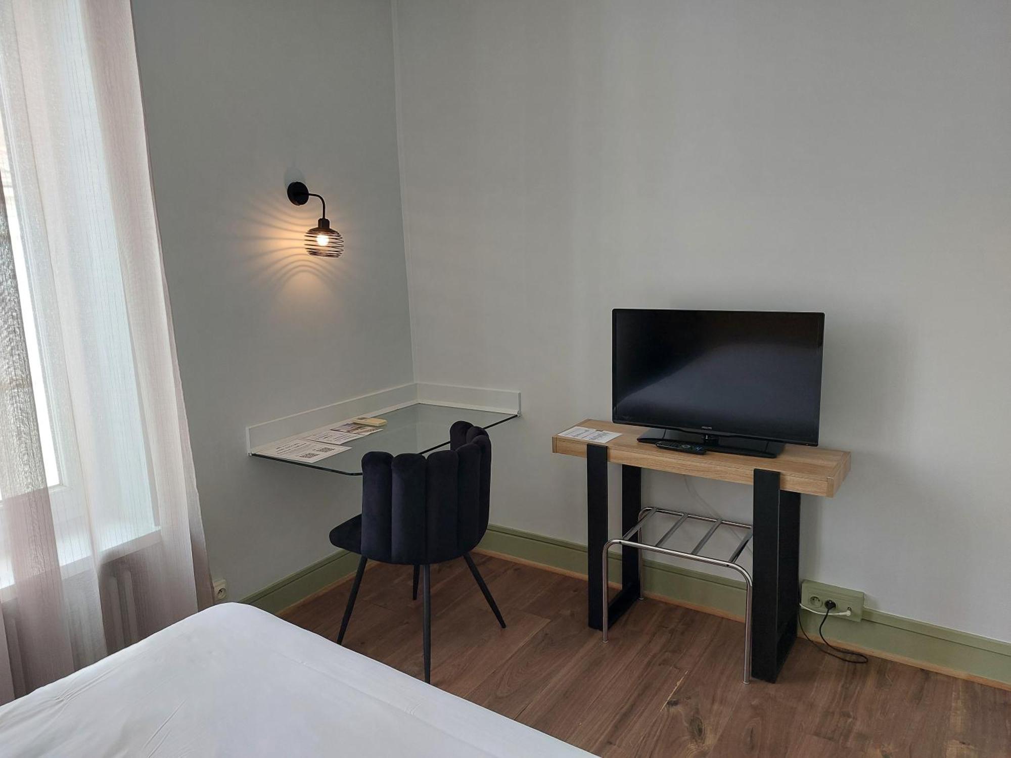 Brit Hotel Roanne - Le Grand Hotel Ngoại thất bức ảnh