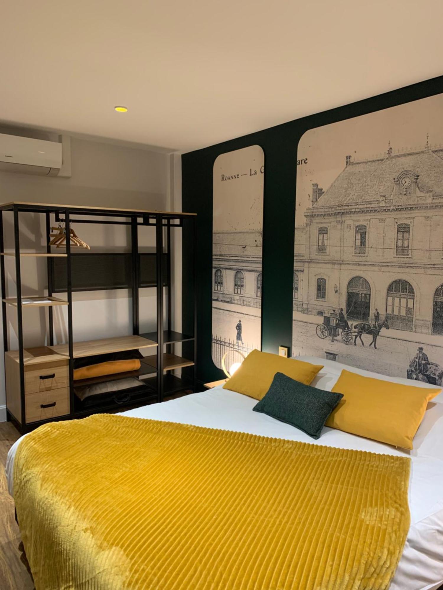 Brit Hotel Roanne - Le Grand Hotel Ngoại thất bức ảnh