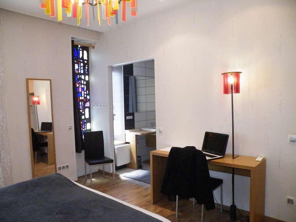 Brit Hotel Roanne - Le Grand Hotel Phòng bức ảnh